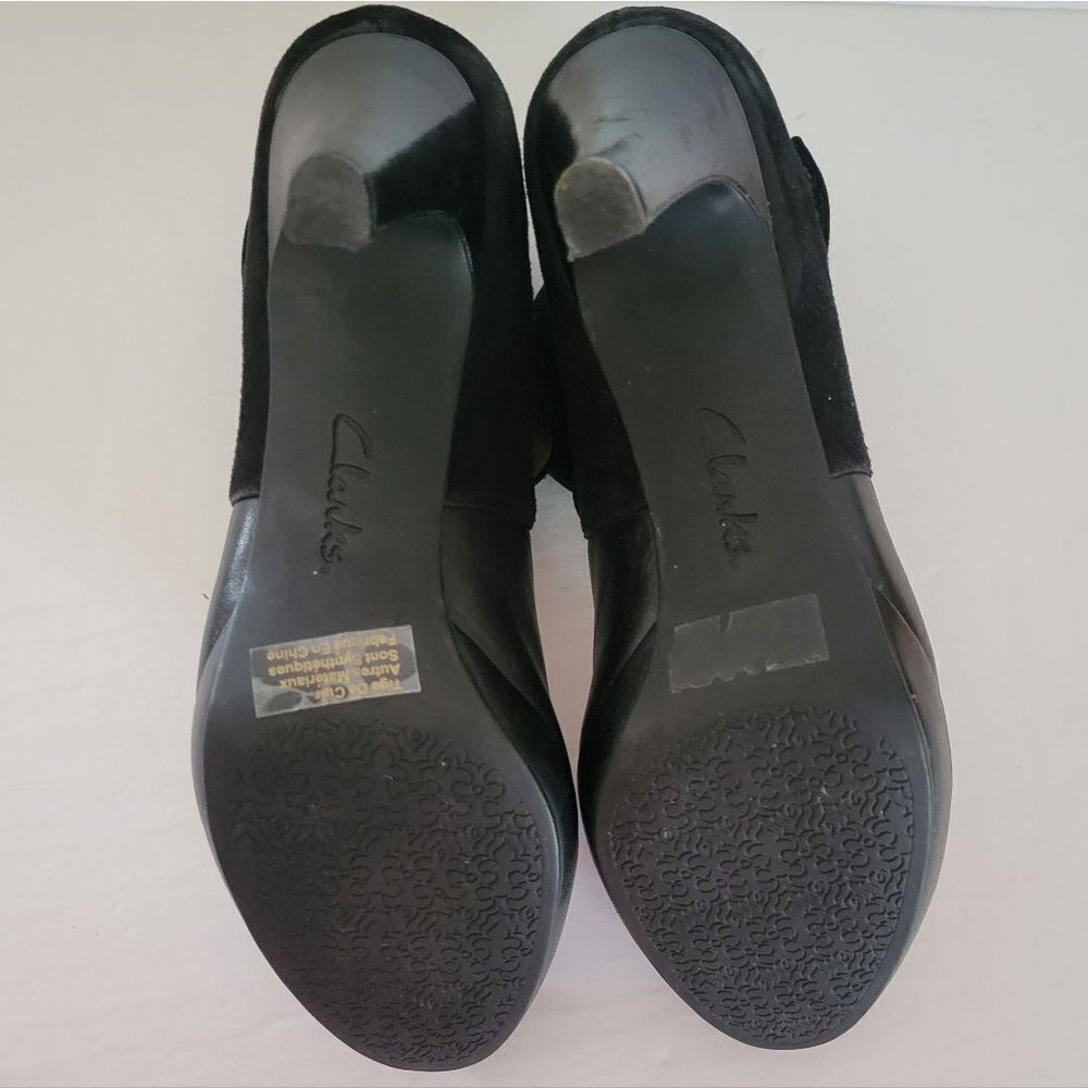 Clarks Indigo Black Wessex Cross Heel Shoes - Picture 11 of 15